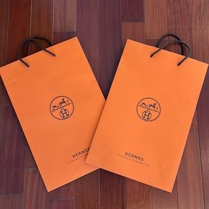 Hermés Orange Paper Shopper Bags